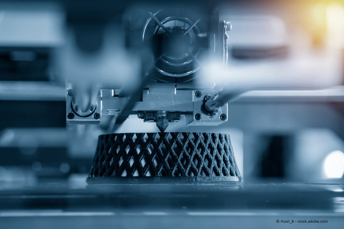 Die 3D-Druckmaschine macht das 3D-Prototypmodell aus Harzmaterial. Die Hightech-Methode für schnelle Prototypen durch 3d-Druckmaschinen.